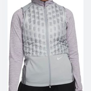Nike Women`s Therma-fit Downfill Vest  Size Medium( New)